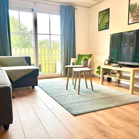 Wellness Bungalow With Jacuzzi &Sauna&Private Garden Near Amsterdam Vijfhuizen Extérieur photo